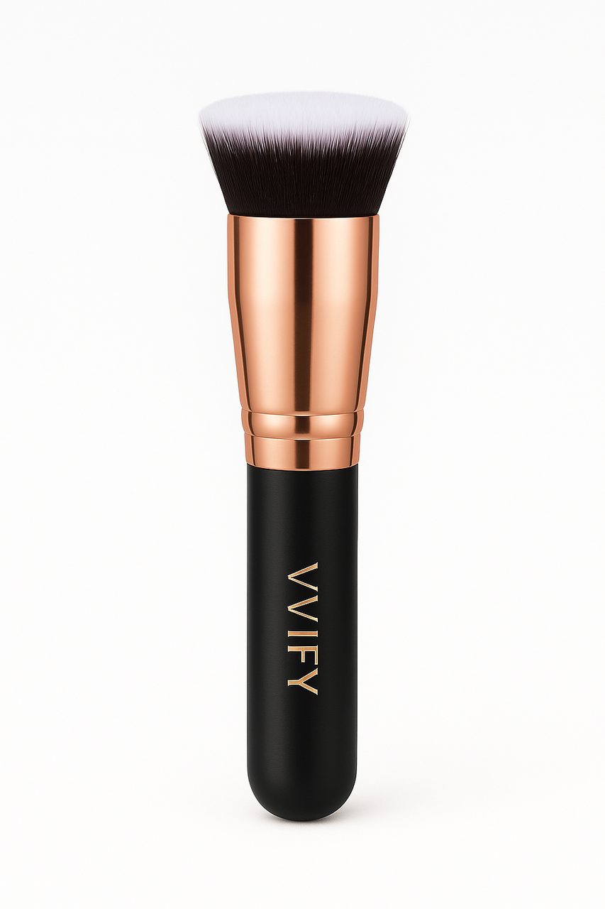VVIFY flat top kabuki foundation brush in black and gold